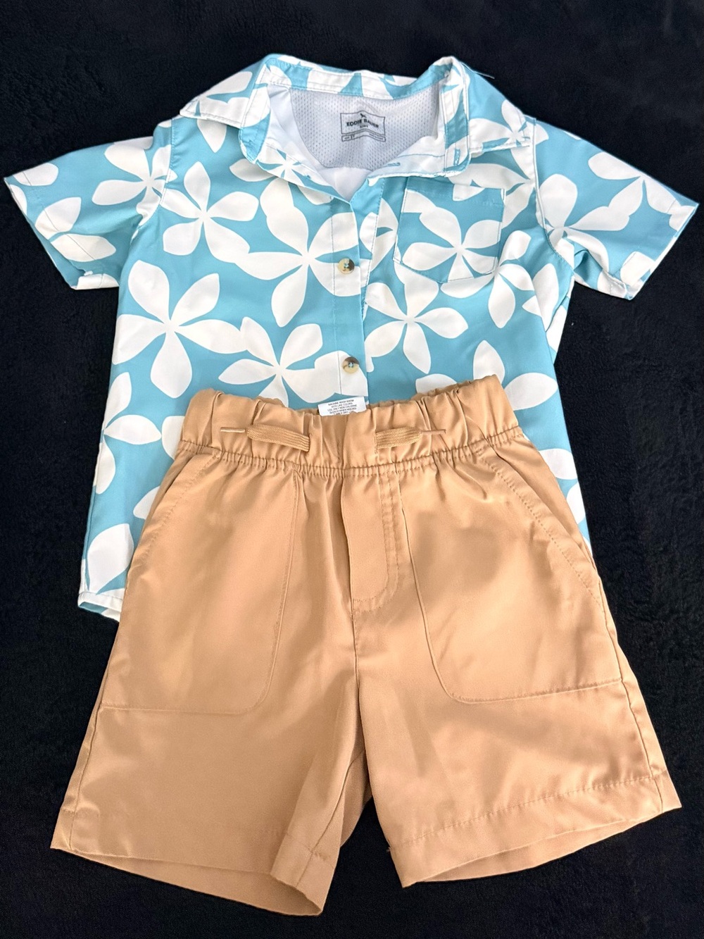 Eddie Bauer Aqua & White Floral Button-Down Shirt with Tan Shorts - Kids